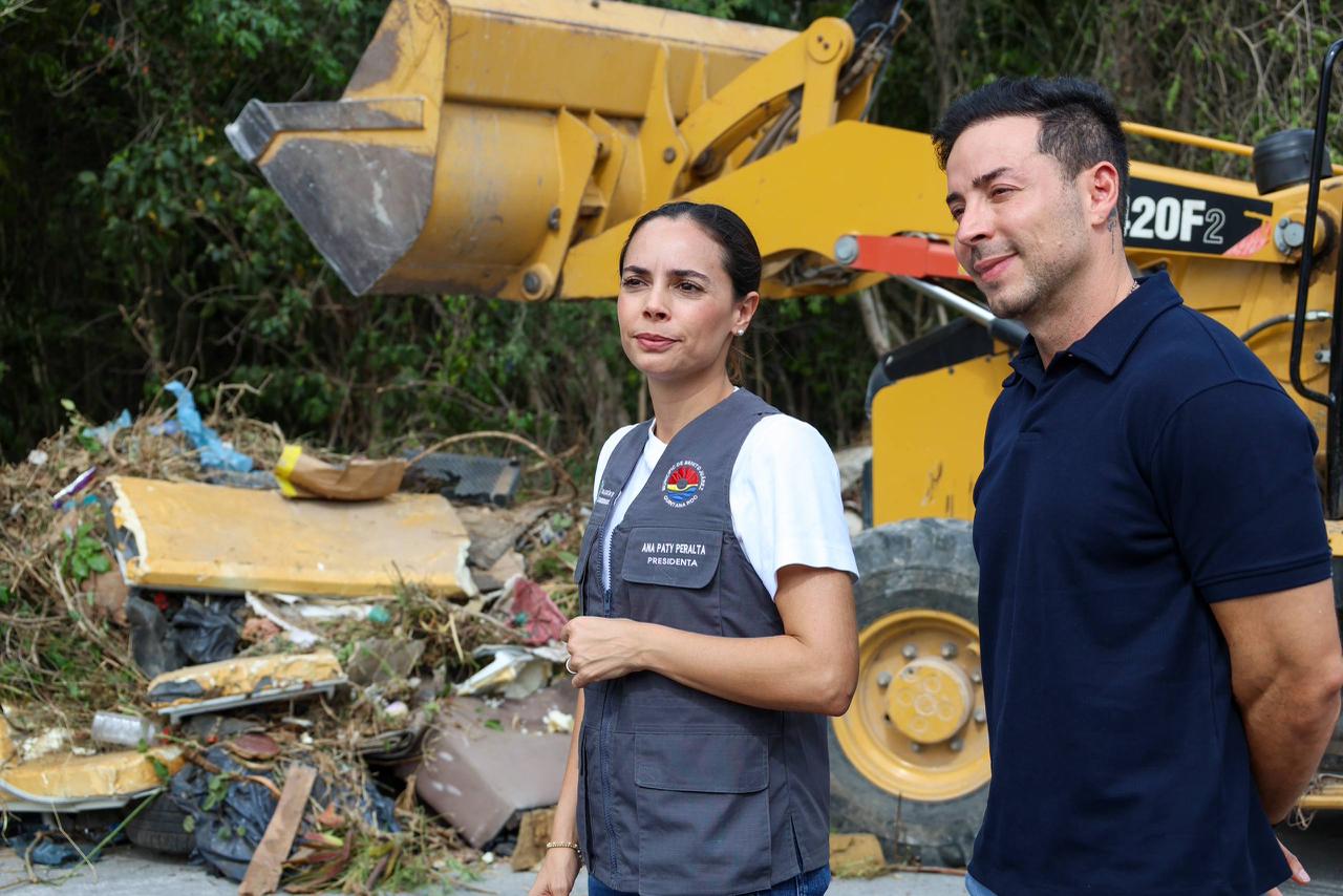 uploads/6/32/01 (2866).Jpeg